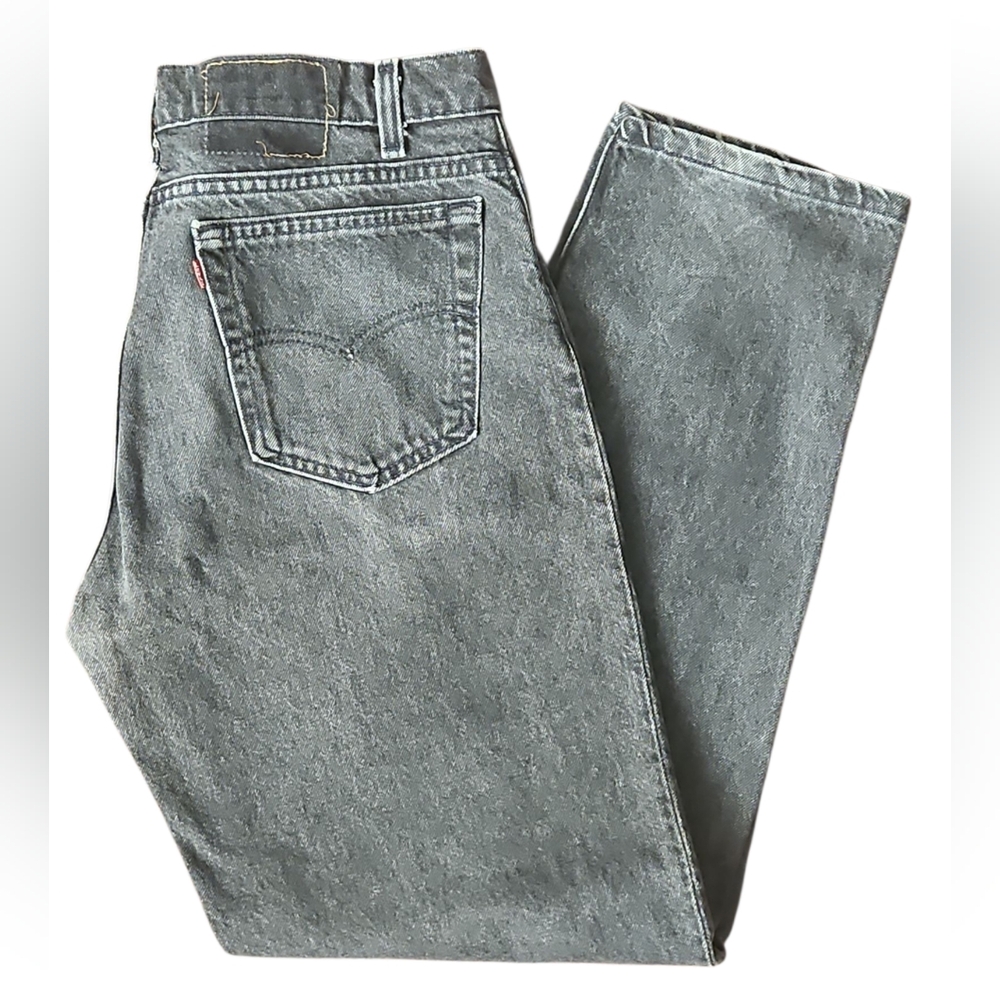 Levi's 550 relaxed fit tapered leg. Mens 34/32 Washed Black